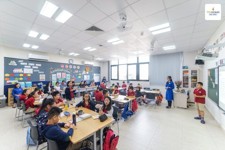 minh hoa lop hoc pho thong vinschool hoc mon